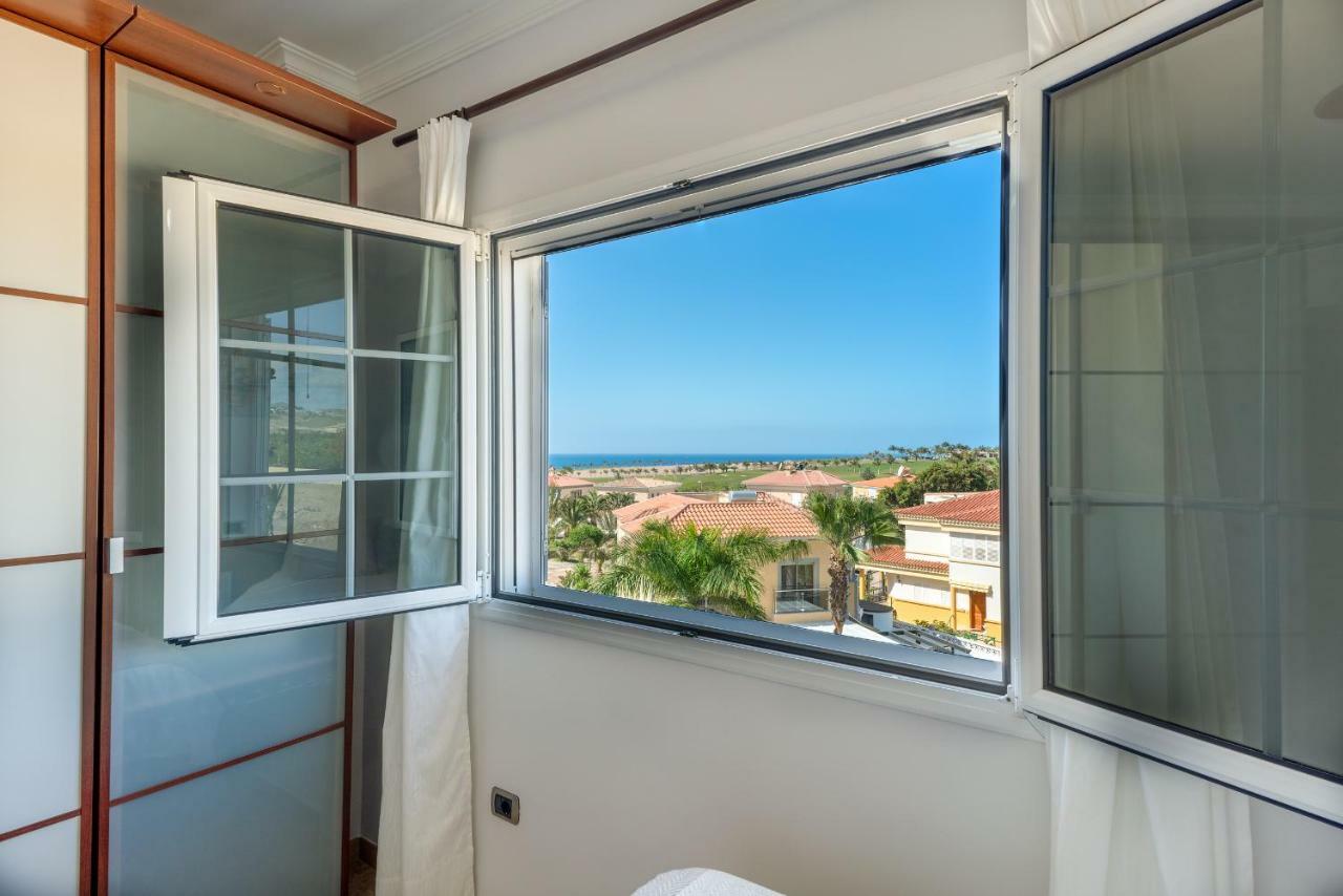 Villa, Private Heated Pool And Jacuzzi . Maspalomas  Bagian luar foto