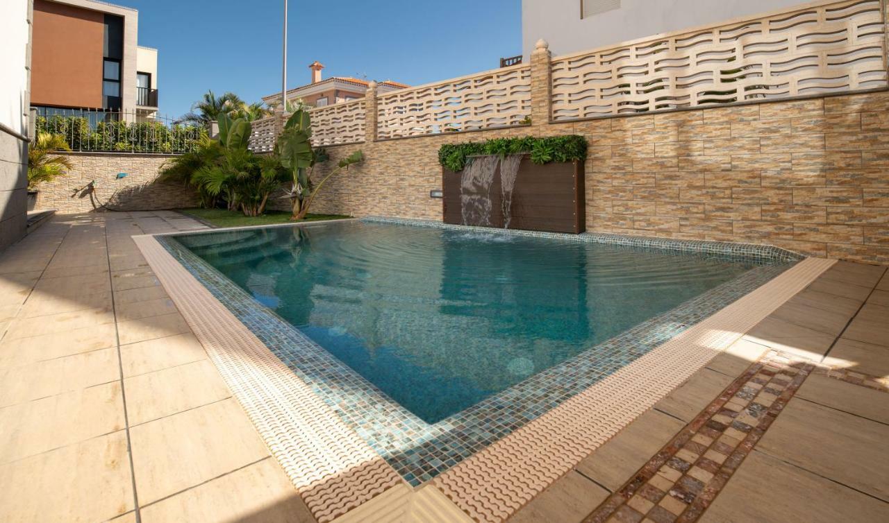 Villa, Private Heated Pool And Jacuzzi . Maspalomas  Bagian luar foto