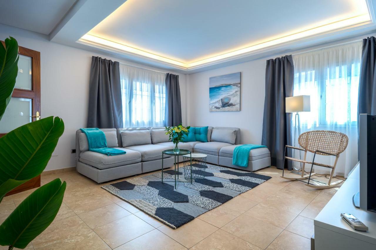 Villa, Private Heated Pool And Jacuzzi . Maspalomas  Bagian luar foto